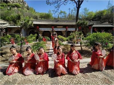 觉山书院第三届牡丹文化节“五一”盛启 武韵书香共绘文旅新画卷