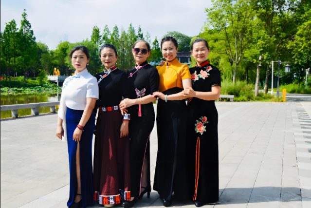 迎端午：南充市乐舞艺术团佳丽演绎东方之美  展现女性风采