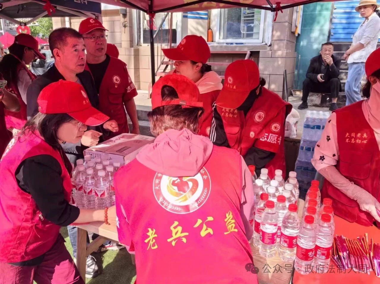 山西省大同市退役军人志愿服务队护航高考 暖心服务彰显军人本色