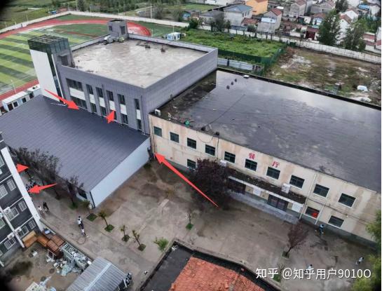 周口淮阳人民中学被曝临时餐厅存多重隐患 让家长引担忧(图2)