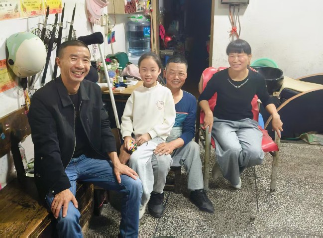 湖北省沙洋讯后港小学组织开展特殊群体暖心家访周活动