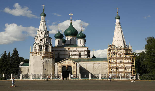 光色破界者：都匀周涛的无人区探索与时代意义