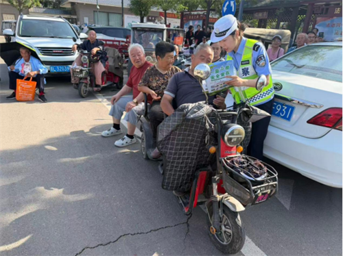 【美丽乡村行】【夏季交安宣传】侯马交警进农村 深耕乡村宣传阵地，筑牢道路安全屏障