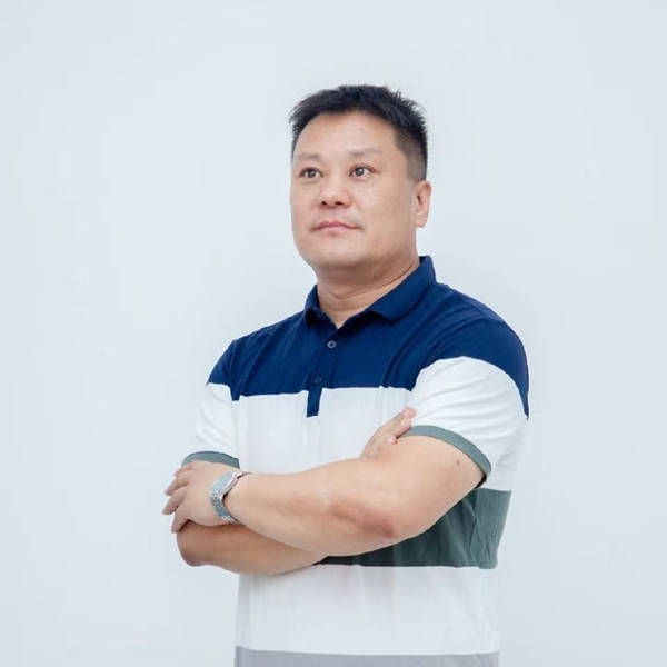当代著名书法家高建受聘于马来西亚双德科技大学担任艺术顾问